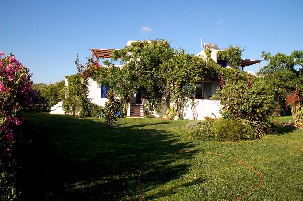 Handrina Studios Naxos City Esterno foto