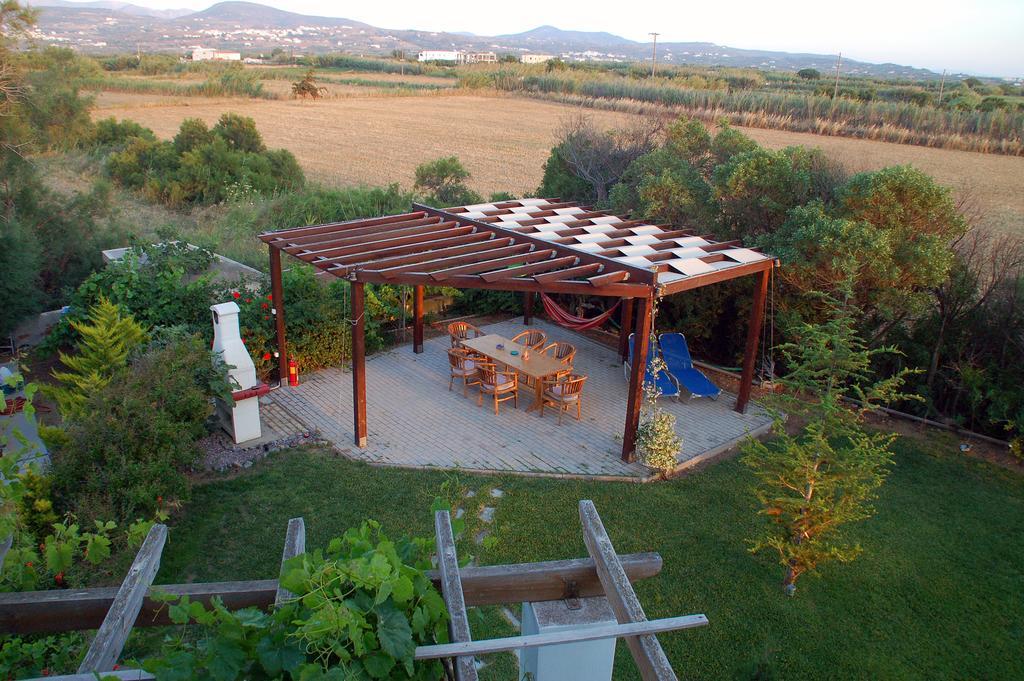 Handrina Studios Naxos City Esterno foto