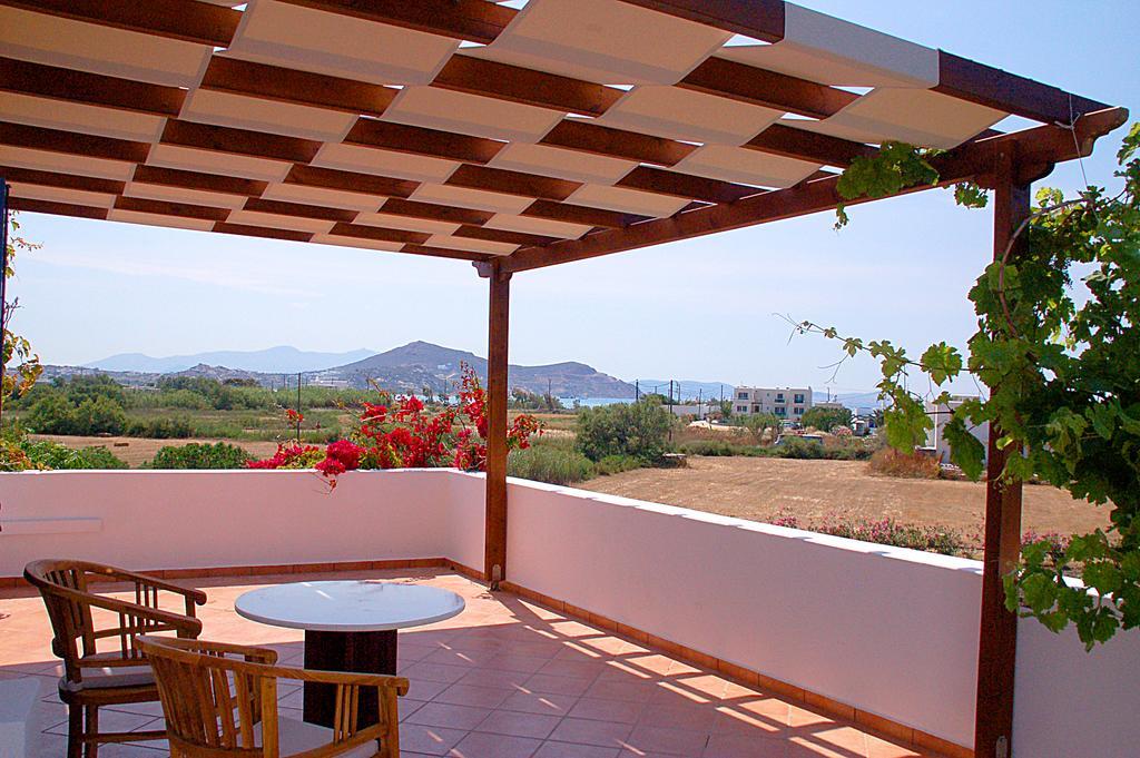 Handrina Studios Naxos City Esterno foto